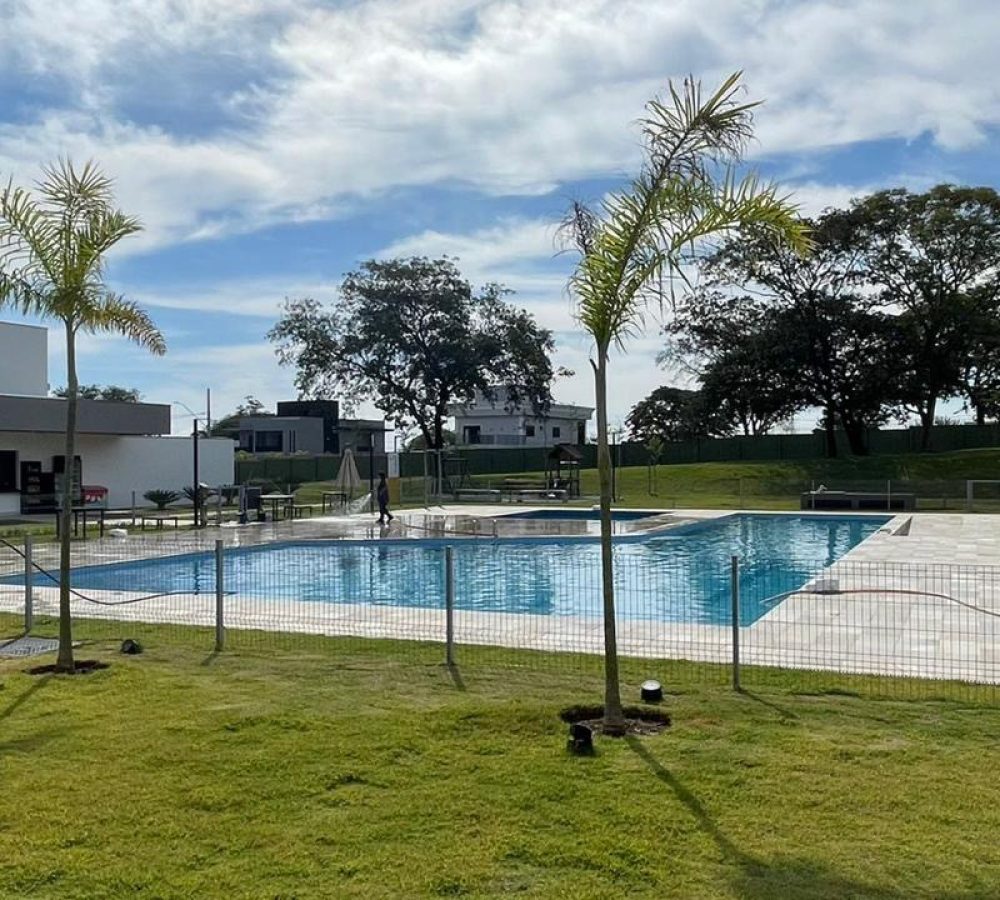 28dd9f69-cc60-4d65-ba98-6409bcfbb96b