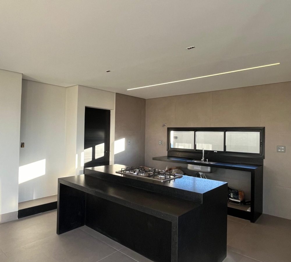 WhatsApp-Image-2025-10-14-at-09.34.27