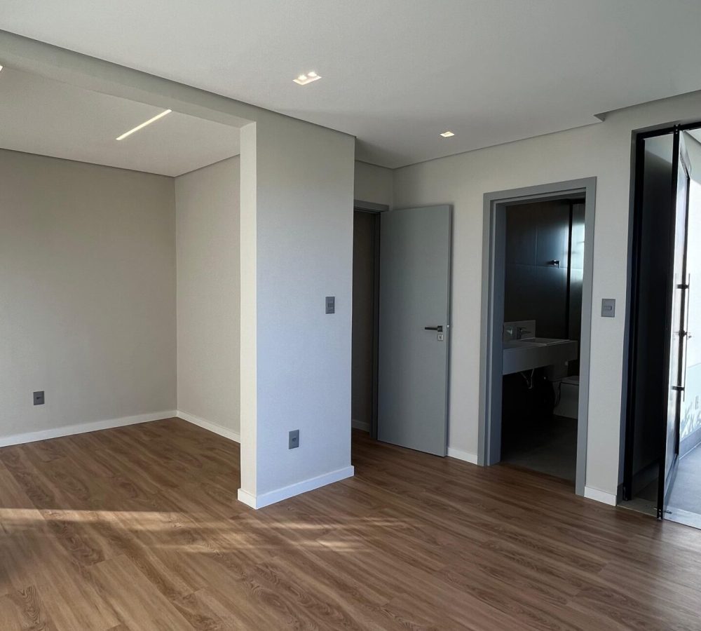 WhatsApp-Image-2025-10-14-at-09.34.28-3