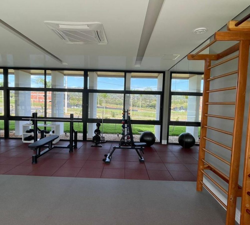 d8d12e79-135d-46b5-888c-8ab7c2f435c7