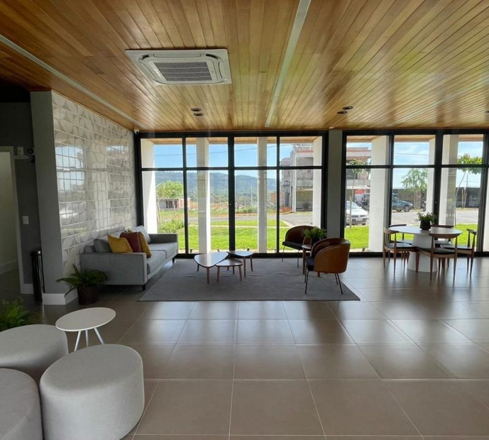 f5bf0673-a6fa-4fad-923d-37553570d8cd